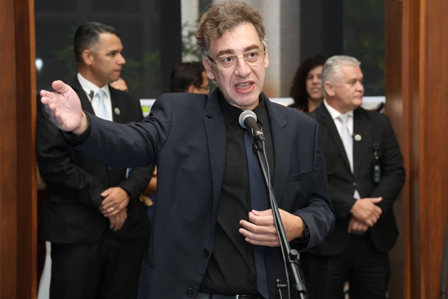 Projeto prevê novas garantias a crianças com deficiência em escolas