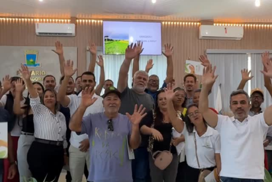 Mundo Novo promove reunião estratégica com produtores de mandioca