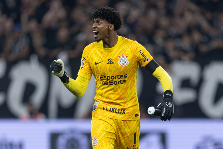 Hugo Souza assume vaga de Alisson na Seleção Brasileira de Ancelotti