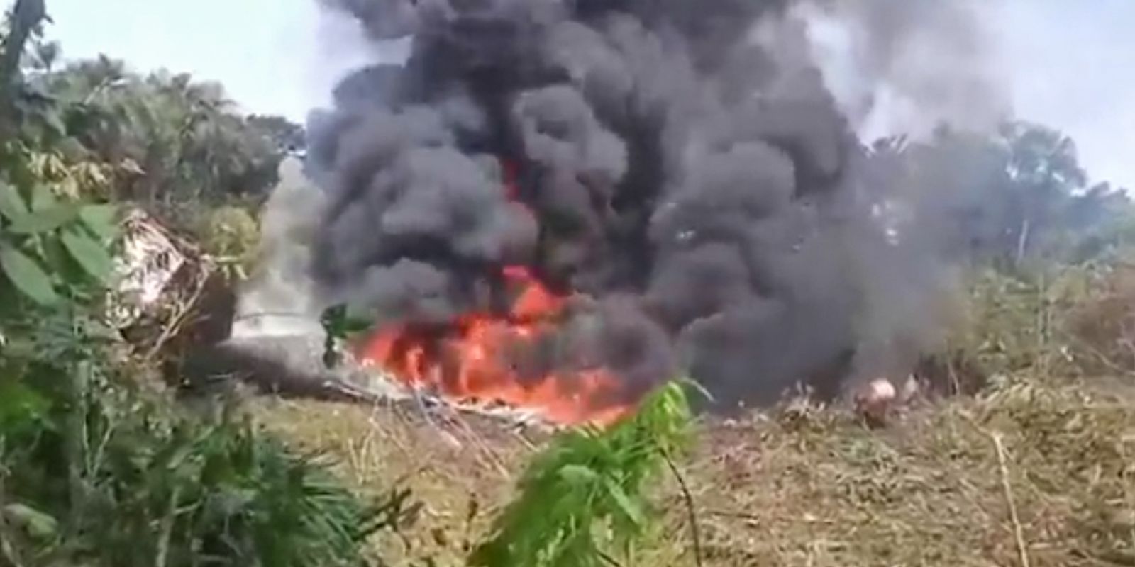 Tragédia aérea na Colômbia: sobe para 66 o número de mortos