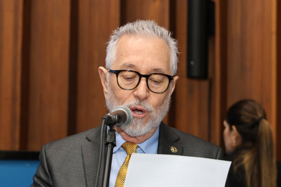 ALEMS avalia obrigatoriedade de cartazes sobre prioridade para maiores de 80 anos